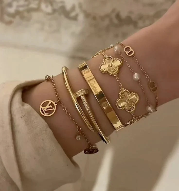 Pearla Exclusive Stacks